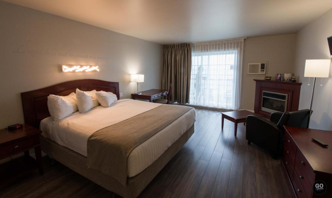 Les Pavillons Du Petit Manoir Du Casino 호텔 라말베 외부 사진